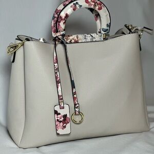 🔥LAST ONE🔥 Floral Handle Cream Tote Bag